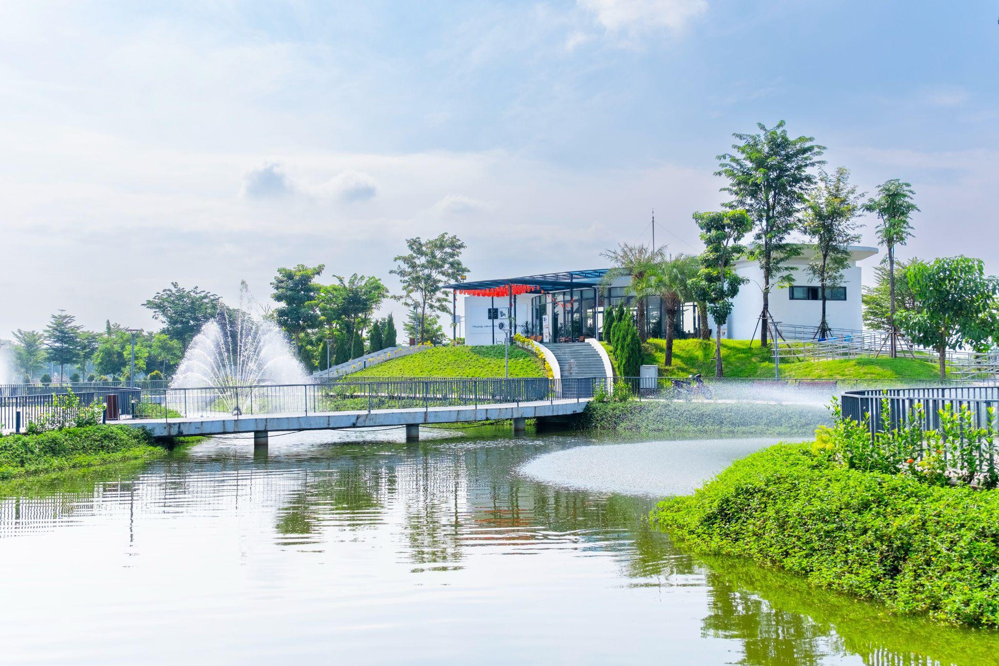 Mở bán Centa Riverside - Sức hút đô thị TOD Ga Trung Mầu, mặt tiền sông tự nhiên - Ảnh 2.