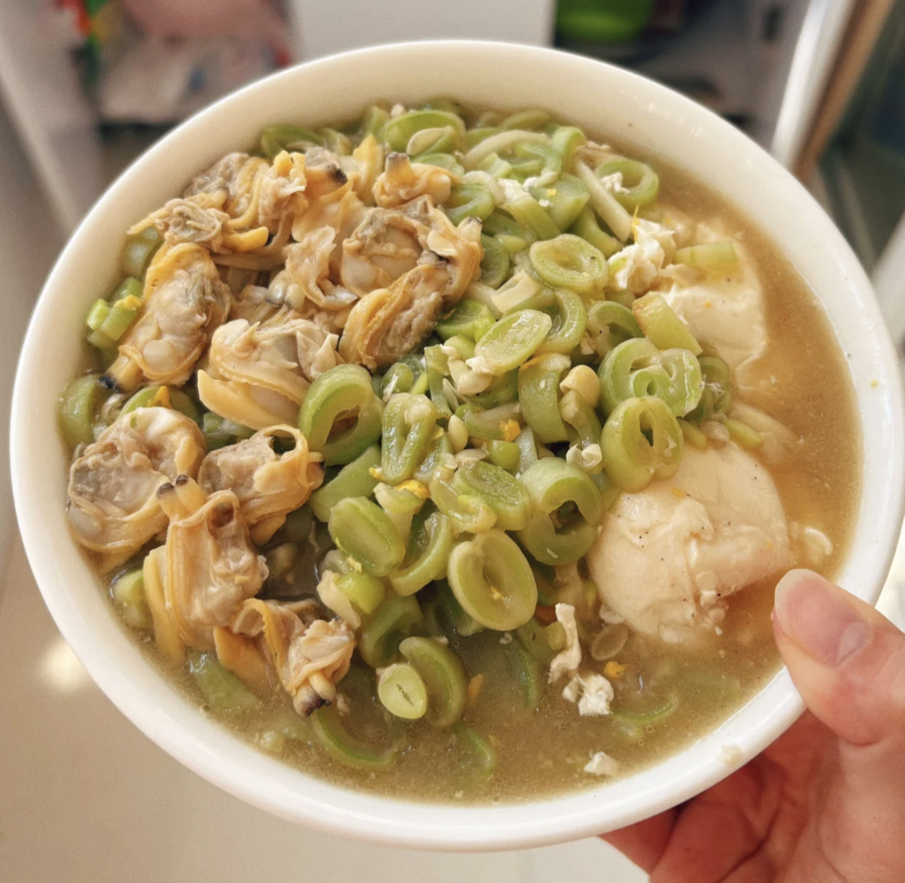 Ai mê bún phở chắc chắn phải thèm "chảy nước miếng" với 6 tô mì nức tiếng vùng này: Nước dùng thanh ngọt, thêm khúc "xí quách" thì quên sầu!- Ảnh 6.