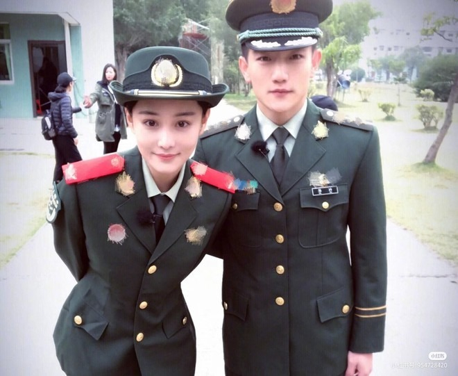 Sĩ quan đặc công 3 đời theo binh nghiệp cưới mỹ nhân giới giải trí: Hôn nhân 8 năm sau ngày bị phản đối kịch liệt- Ảnh 2.