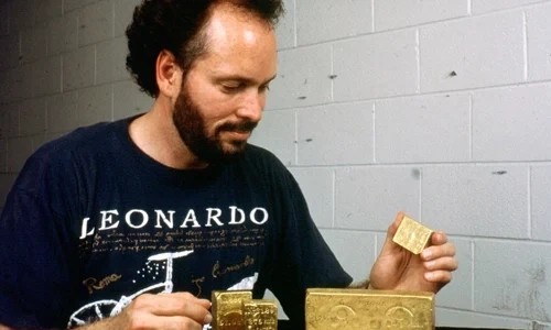 Ngồi tù 11 năm vì tìm ra kho báu 3 tấn vàng dưới đáy đại dương nhưng nhất quyết không tiết lộ vị trí- Ảnh 2.