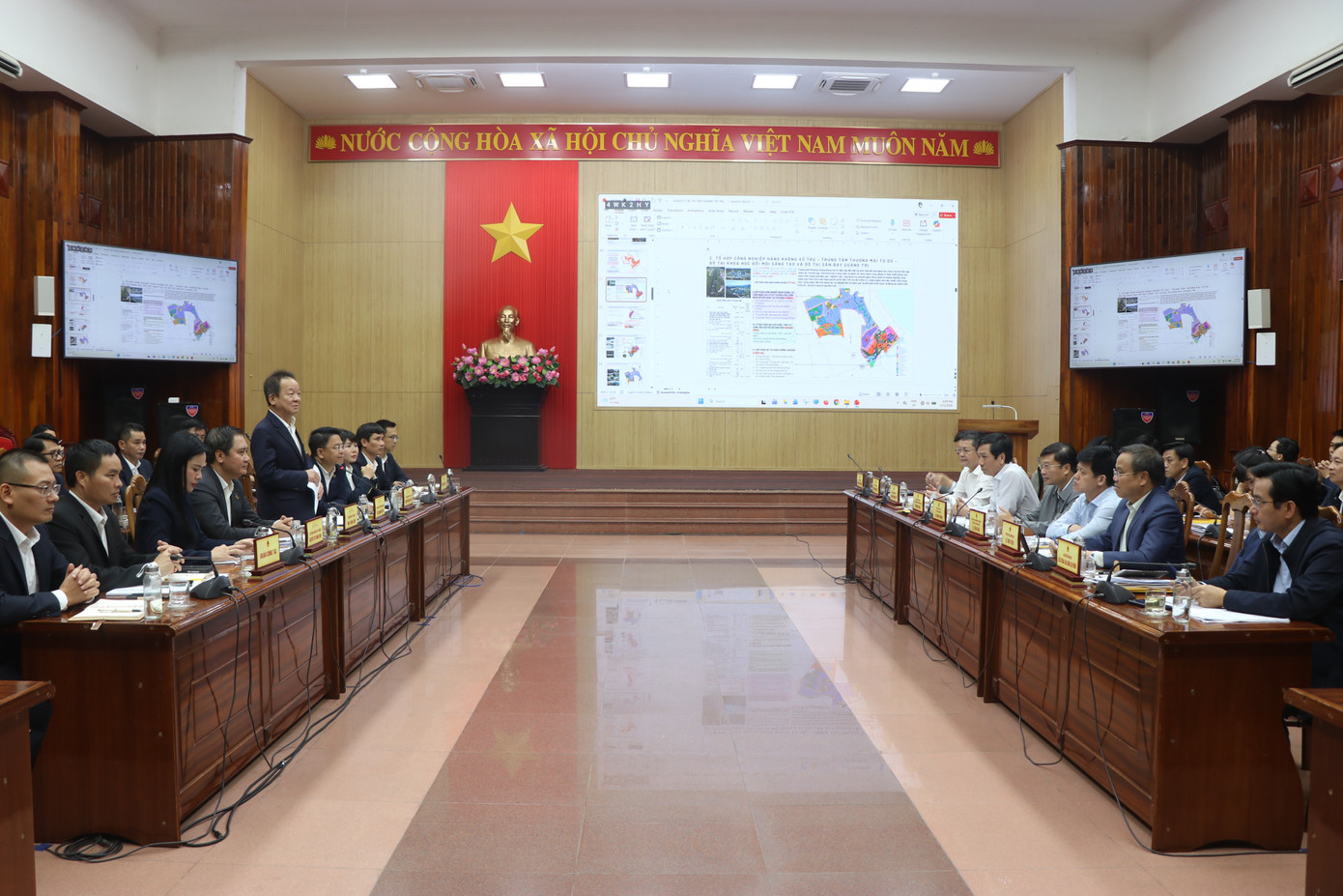 Gỡ vướng để đẩy nhanh loạt dự án quy mô lớn của T&T Group tại Quảng Trị- Ảnh 2.