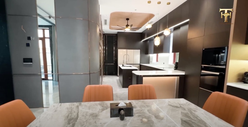 Nữ nghệ sĩ ở biệt thự 300 tỷ: 8/3 không cần mua hoa vì ra vườn hái là có- Ảnh 12.