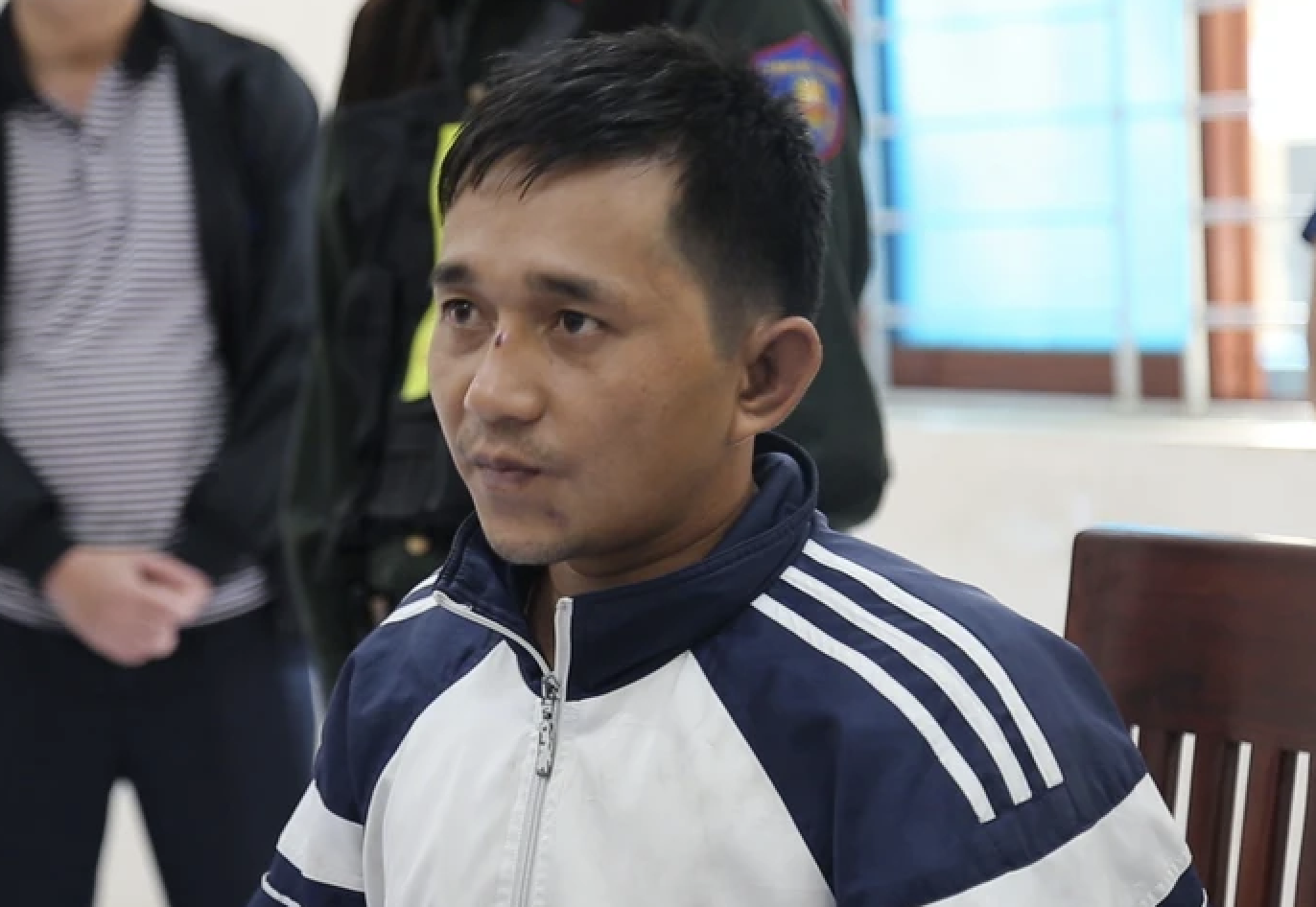 Công an truy tìm người mua bán vàng liên quan vụ cướp ngân hàng Gia Lai - Ảnh 1.