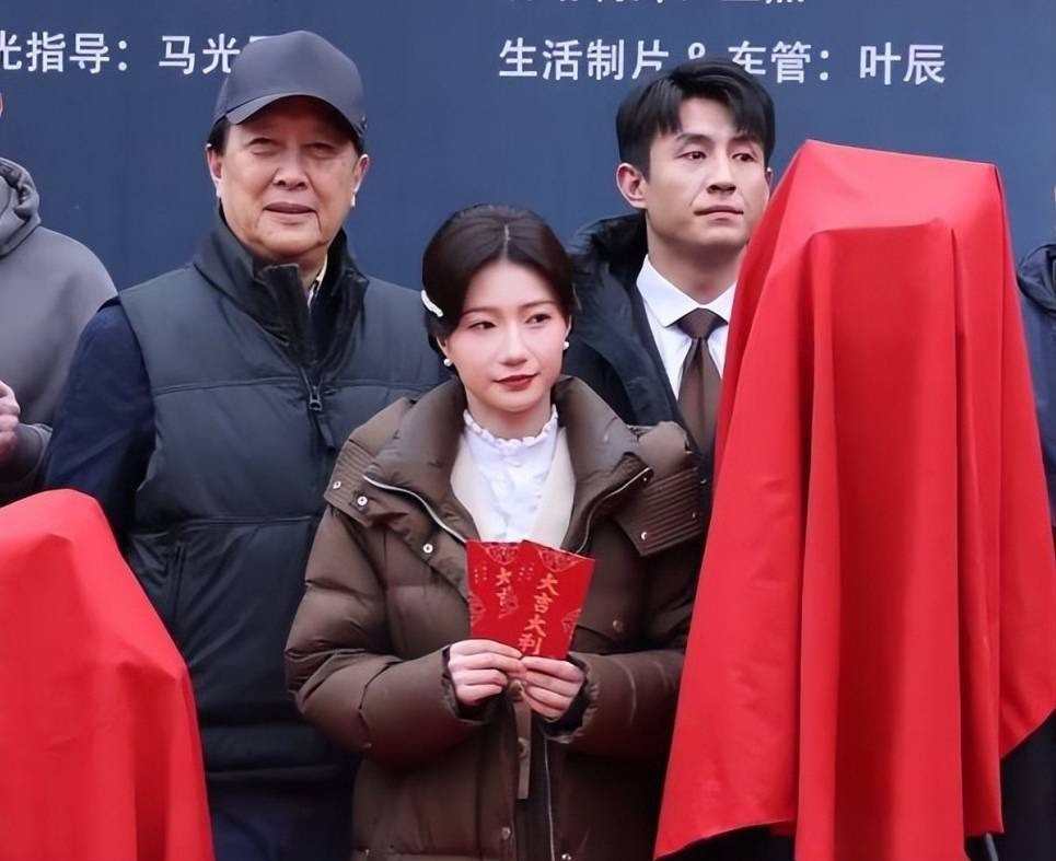 Cuộc sống vất vả của 'Gia Cát Lượng' Đường Quốc Cường- Ảnh 1.