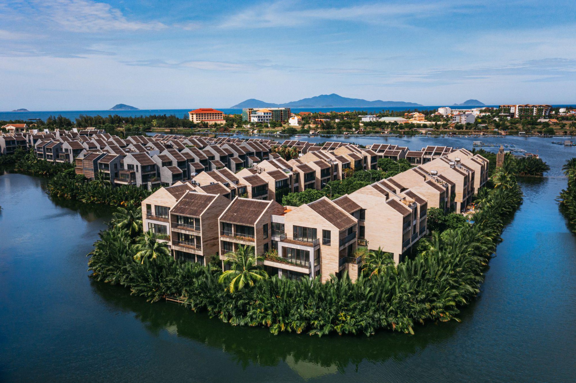 Kỷ nguyên BĐS giá trị thực: Lợi nhuận nhanh liệu có còn an toàn? - Ảnh 3. Kỷ nguyên BĐS giá trị thực: Lợi nhuận nhanh liệu có còn an toàn? - Ảnh 3.