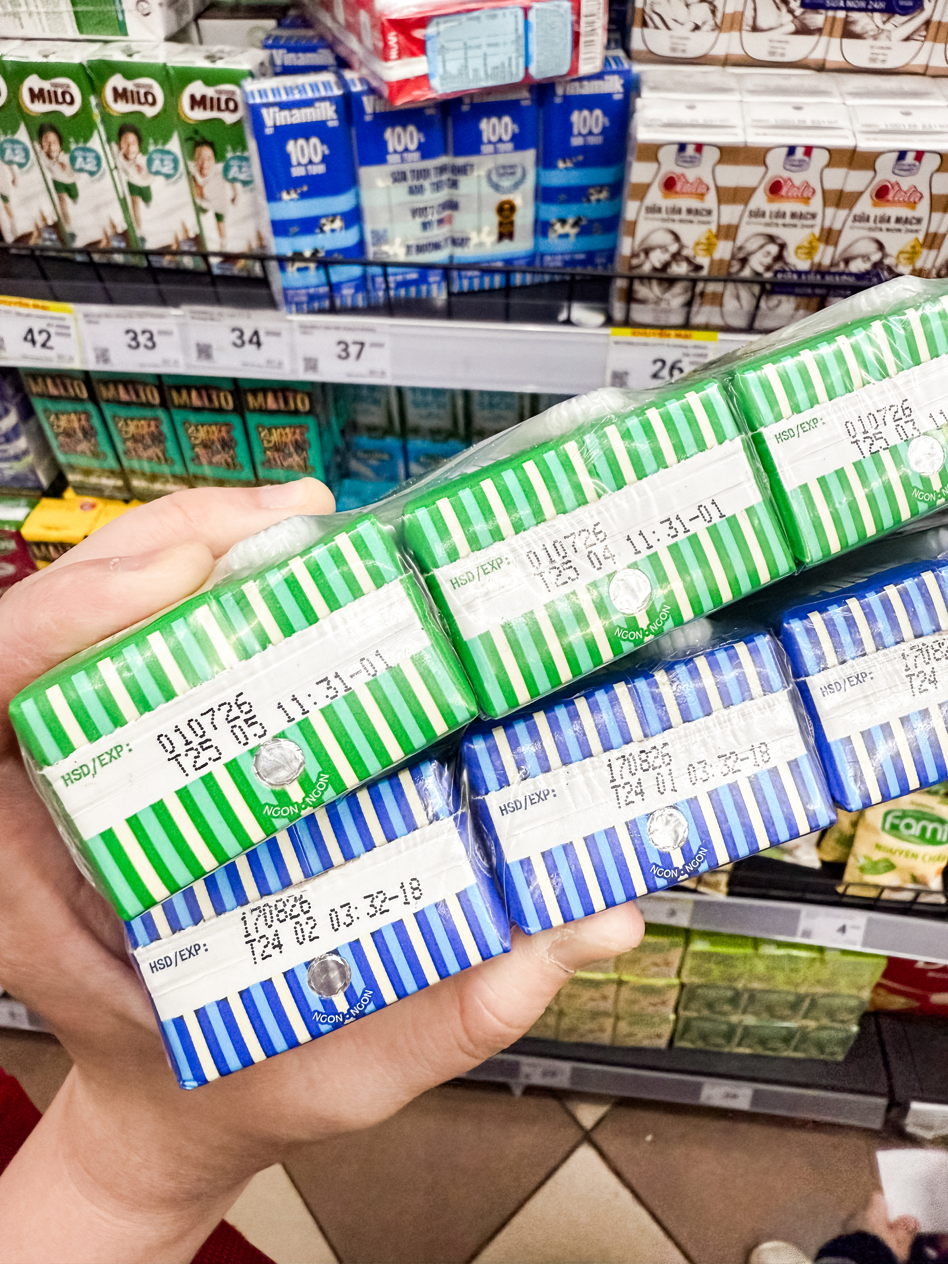 Hãng sữa quốc dân Vinamilk đặt "mật mã" trên bao bì- Ảnh 3.