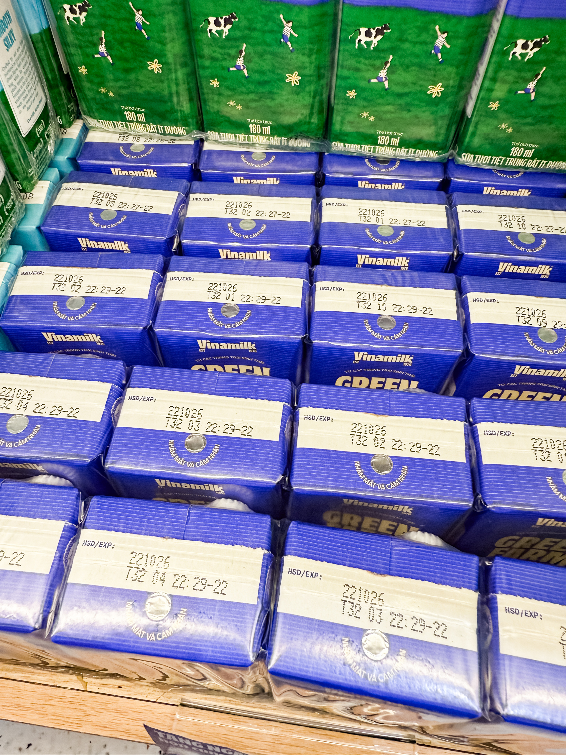 Hãng sữa quốc dân Vinamilk đặt "mật mã" trên bao bì- Ảnh 4.