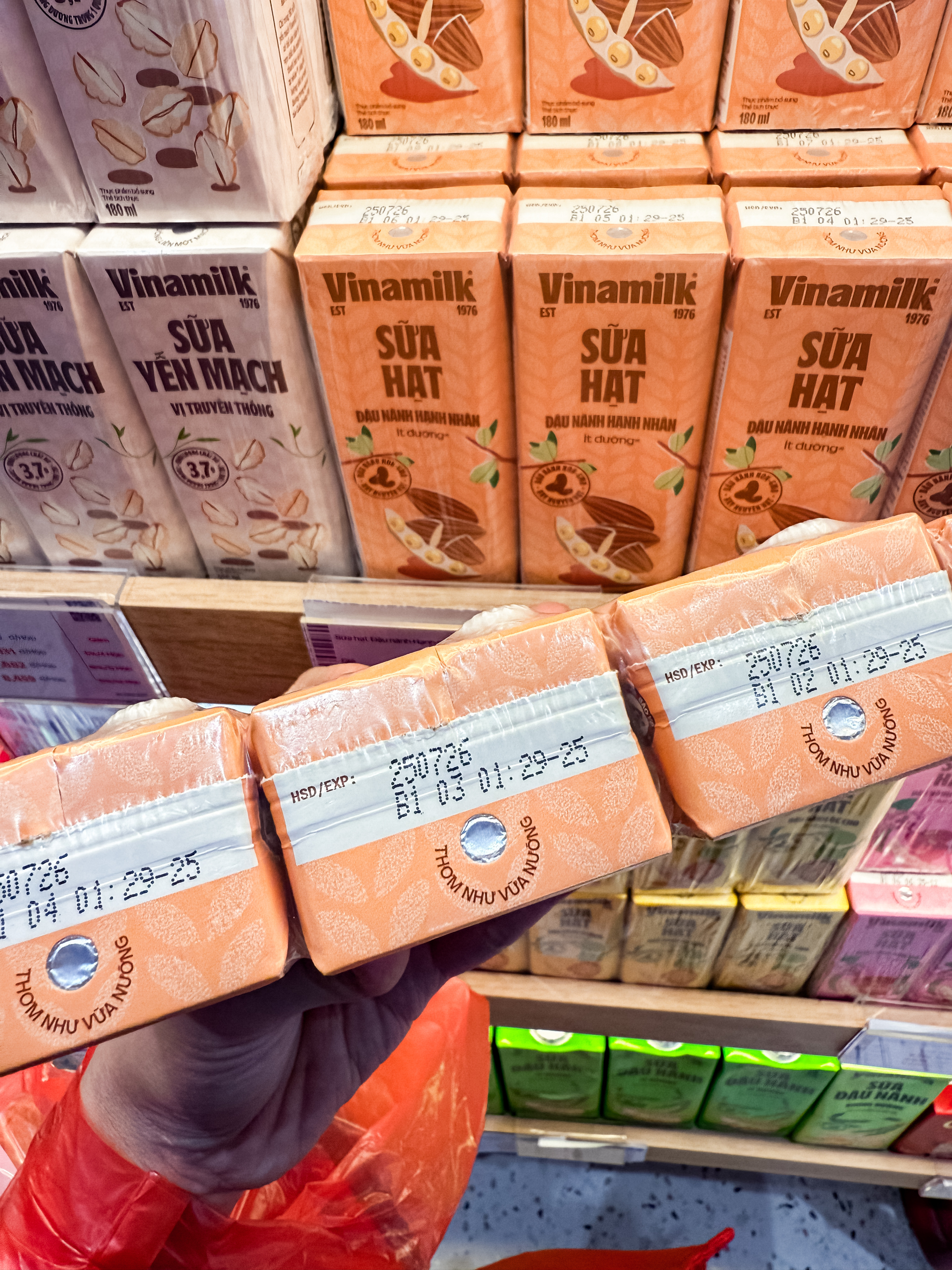 Hãng sữa quốc dân Vinamilk đặt "mật mã" trên bao bì- Ảnh 7.