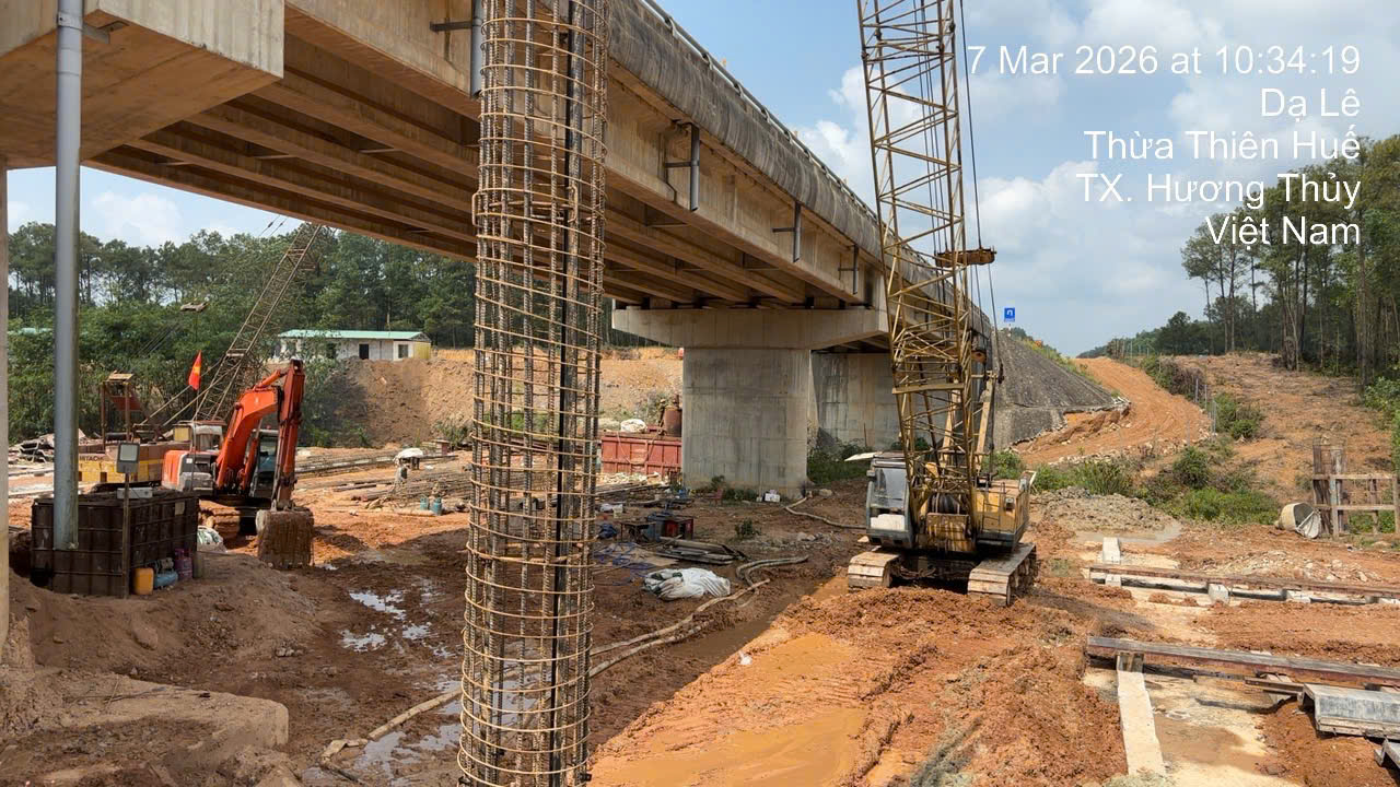 Chủ đầu tư sốt ruột với tiến độ bàn giao mặt bằng dự án nút giao cao tốc Cam Lộ - La Sơn- Ảnh 5.