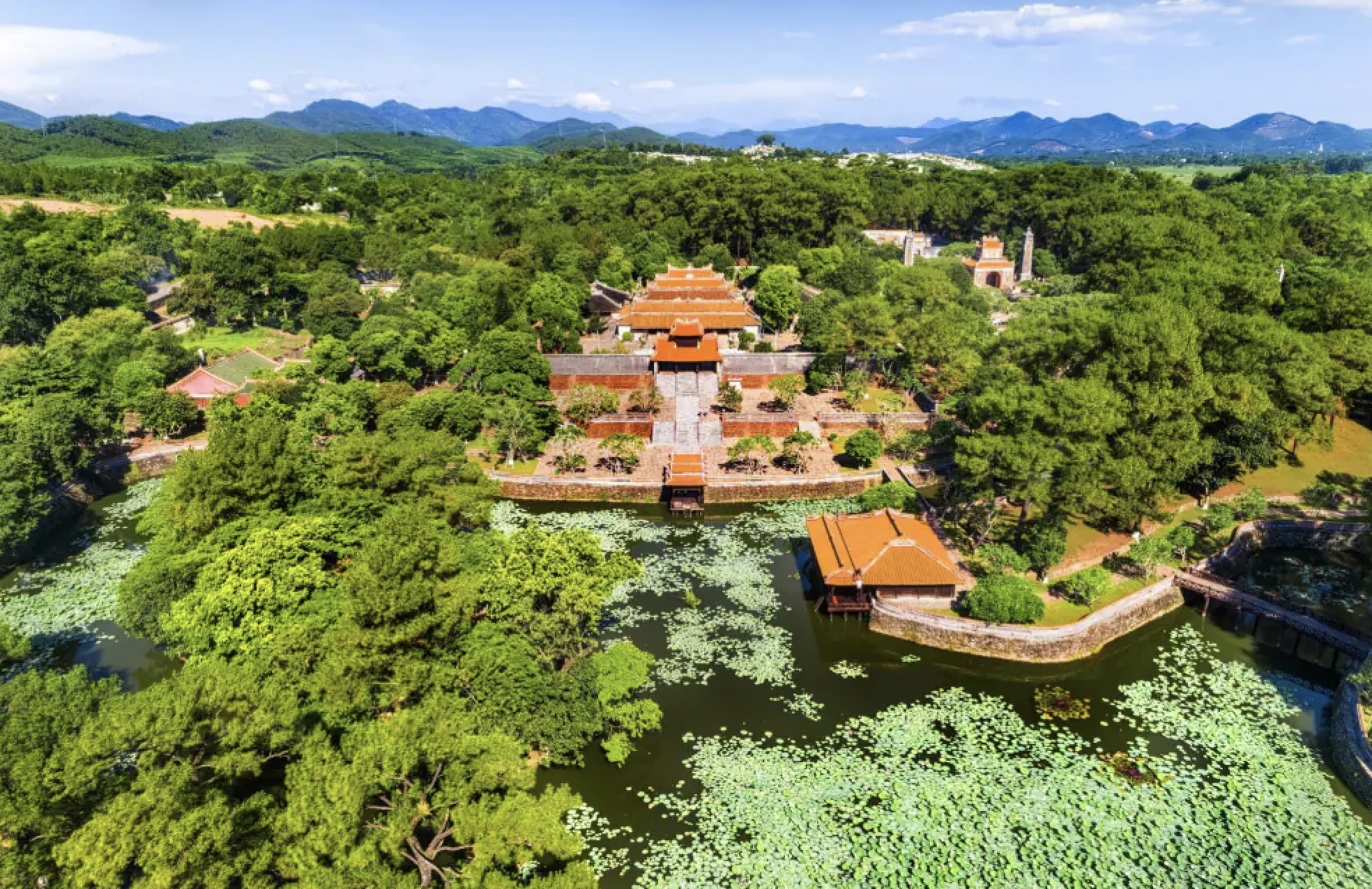 Tripadvisor công bố: 1 điểm đến của Việt Nam vào TOP trăng mật hàng đầu thế giới, sánh vai cùng Bali và Maldives- Ảnh 1. Tripadvisor công bố: 1 điểm đến của Việt Nam vào TOP trăng mật hàng đầu thế giới, sánh vai cùng Bali và Maldives- Ảnh 1.