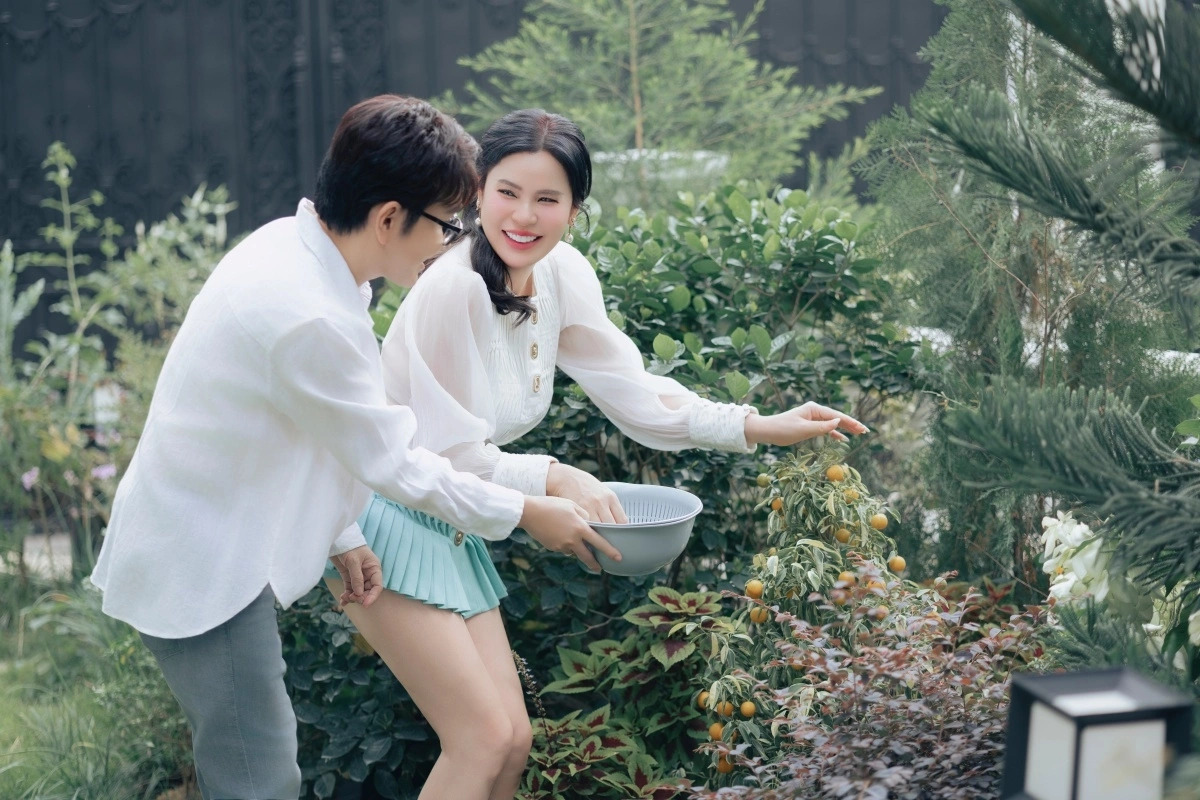 Nam NSƯT từng nhận cát-xê cả trăm cây vàng, U60 si mê nữ doanh nhân là mẹ đơn thân, sống trong biệt thự 200 tỷ tại TP.HCM- Ảnh 8.