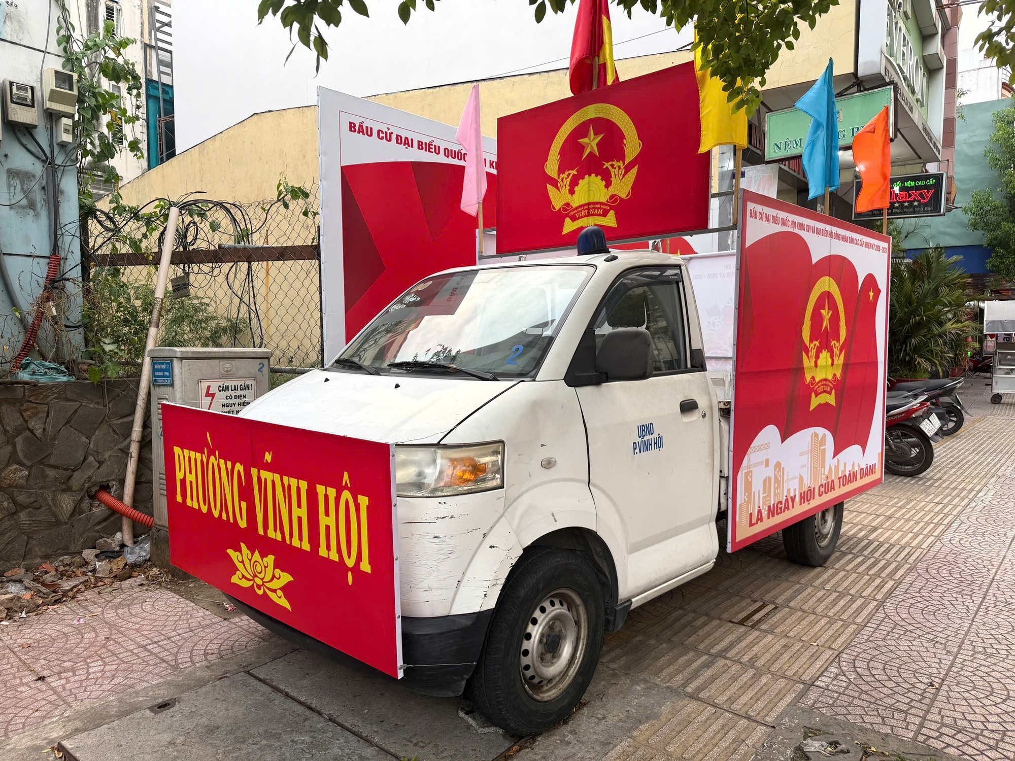 - Ảnh 27. - Ảnh 27.