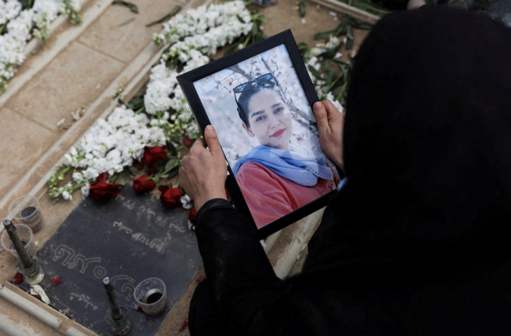 Tang thương Iran sau 15 ngày hứng đòn tấn công của Mỹ - Israel- Ảnh 14.