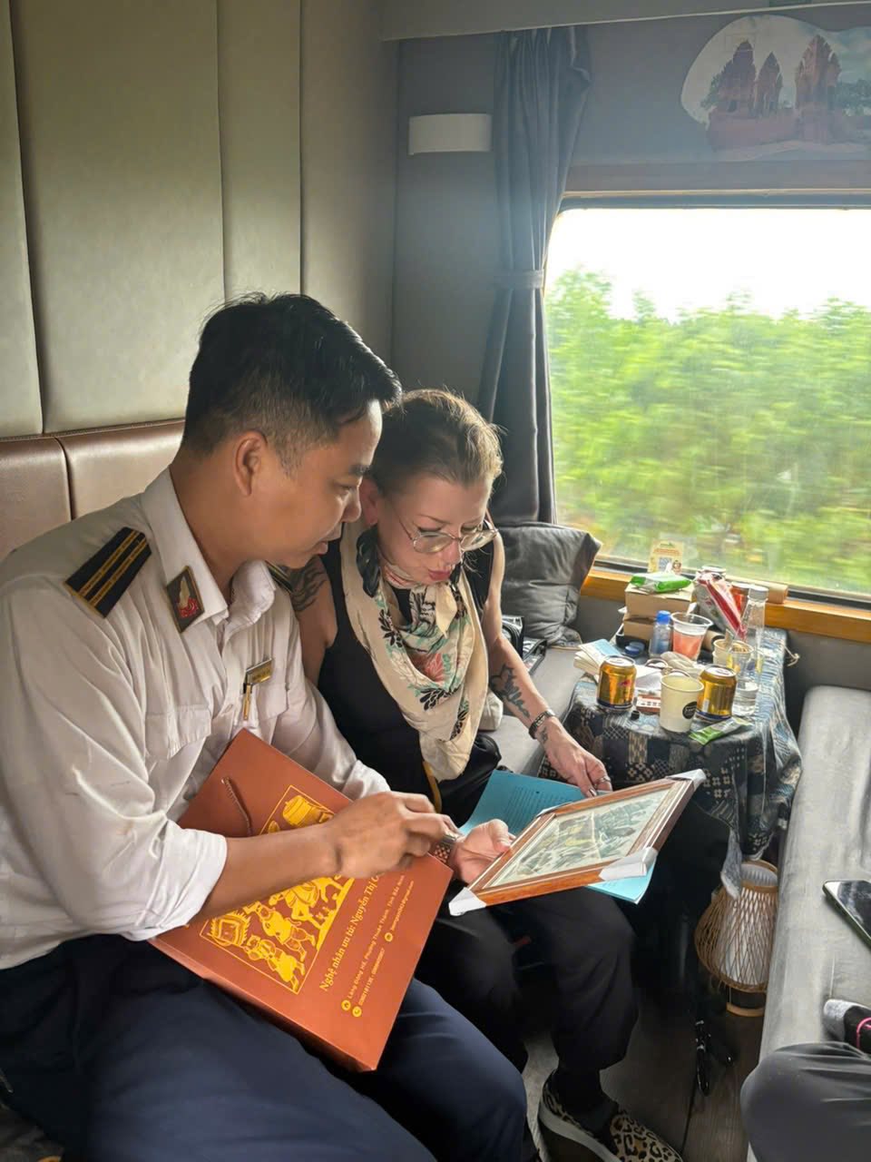 Chuyến tàu đôi chất lượng cao của Đường sắt Việt Nam, được nhận xét như khách sạn, vừa thêm 1 dịch vụ mới - Ảnh 8.