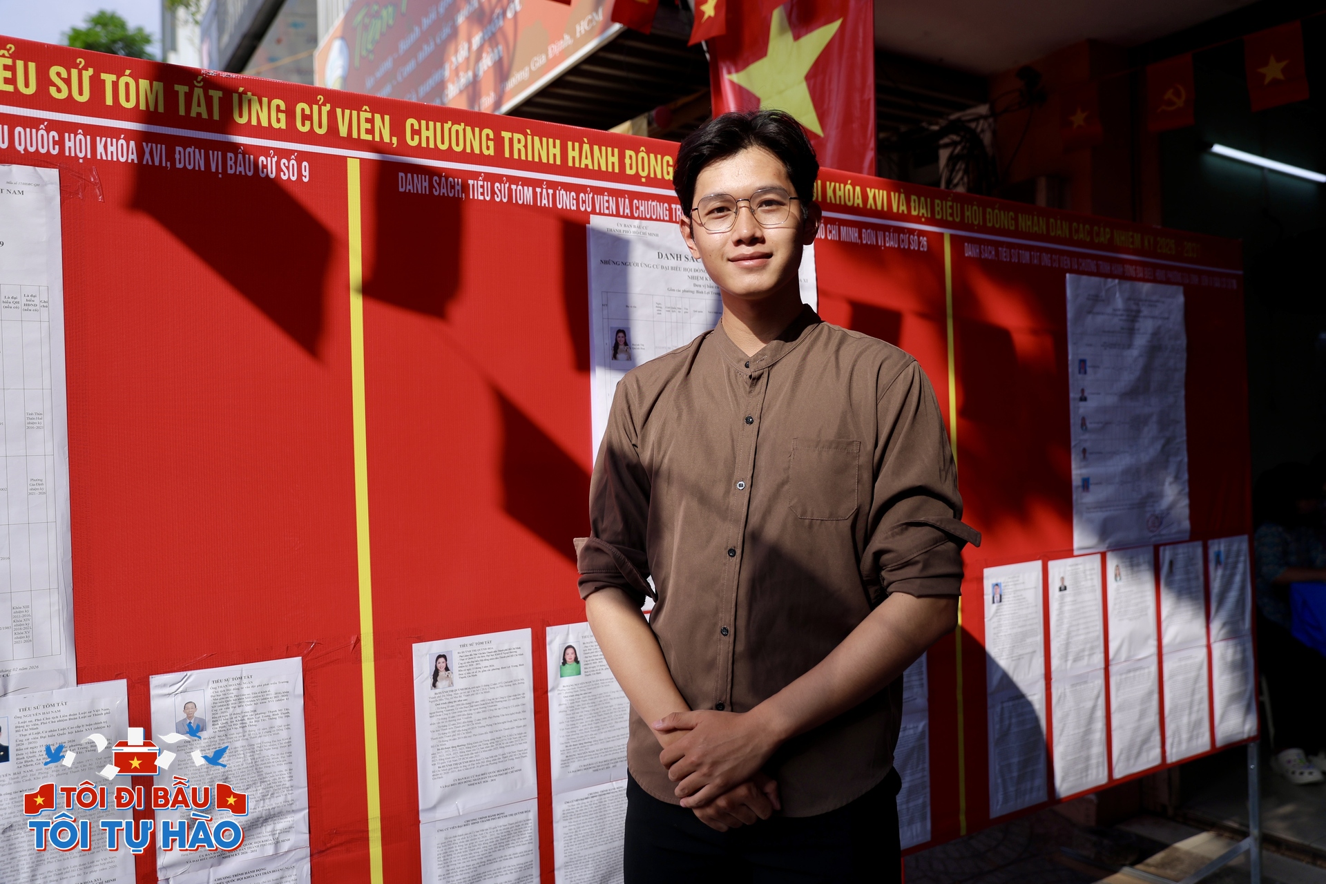 18 tuổi lần đầu đi bầu cử: Dậy từ 5h sáng vì hồi hộp, thấy bản thân "trưởng thành trong chớp mắt"- Ảnh 15.