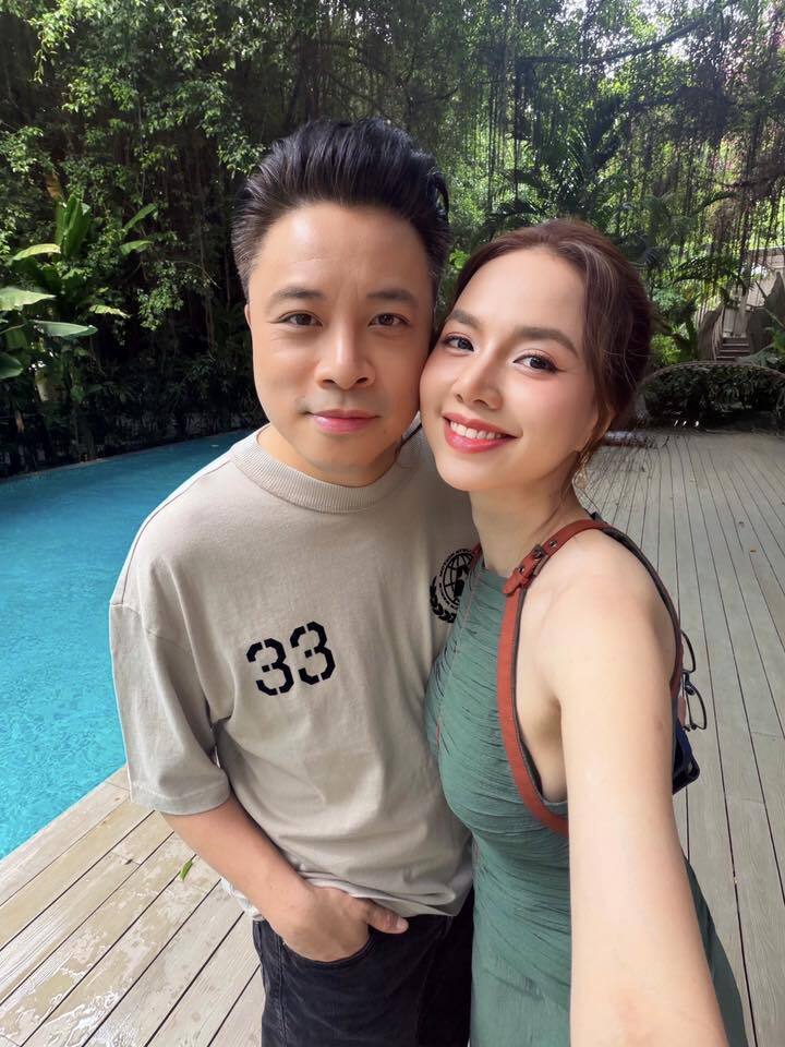 10 năm hôn nhân của 'đạo diễn trăm tỷ' Victor Vũ và bà xã hoa khôi Tây Đô- Ảnh 4.