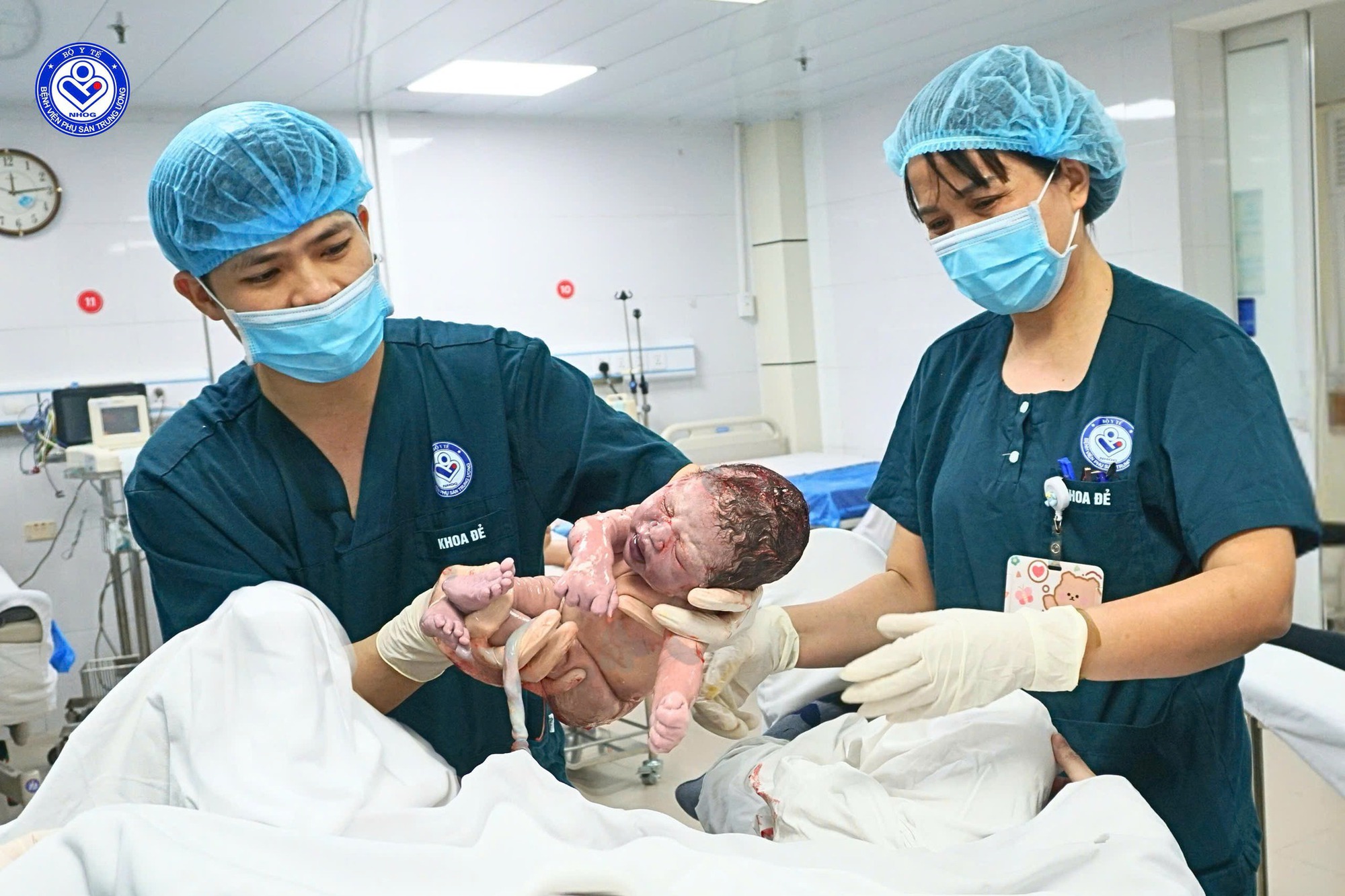 Đề xuất hỗ trợ tiền cho phụ nữ sinh 2 con trước 35 tuổi- Ảnh 2.