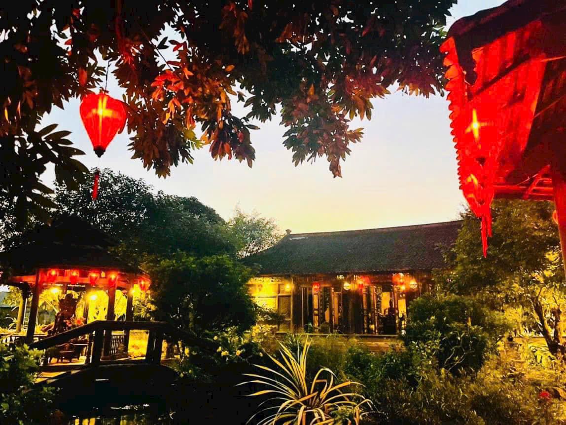 Nam nghệ sĩ nổi tiếng miền Nam rao nửa năm vẫn chưa bán được biệt phủ nhiều gỗ quý ở Đồng Nai- Ảnh 4.