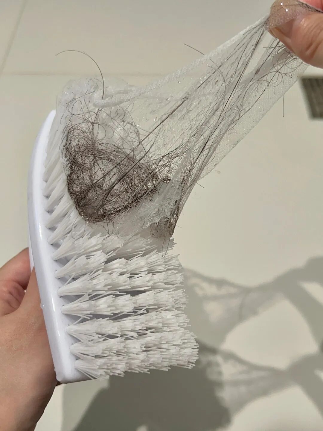 Phòng tắm bẩn mấy cũng sạch: 9 mẹo dọn dẹp "không tốn 1 đồng" của người giúp việc kỳ cựu- Ảnh 2.