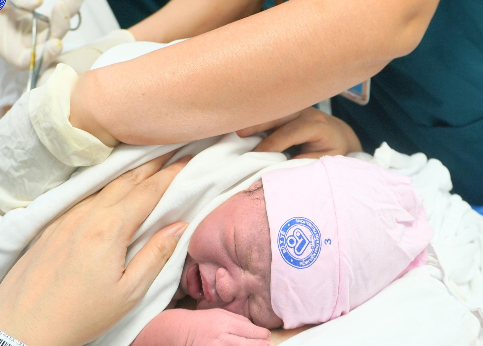 Đề xuất hỗ trợ tiền cho phụ nữ sinh 2 con trước 35 tuổi- Ảnh 3.