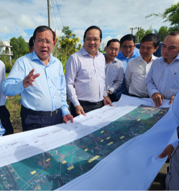 Đẩy nhanh tiến độ nhiều dự án trọng điểm - Ảnh 3.