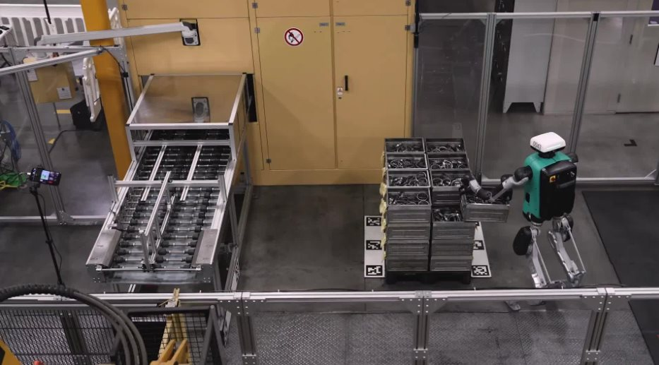 5 triệu robot với chi phí 2 USD/giờ sắp đặt dấu chấm hết cho nhân công giá rẻ trong nhà máy, làm 8 tiếng/ngày, không nghỉ ốm hay đòi tăng lương- Ảnh 3.