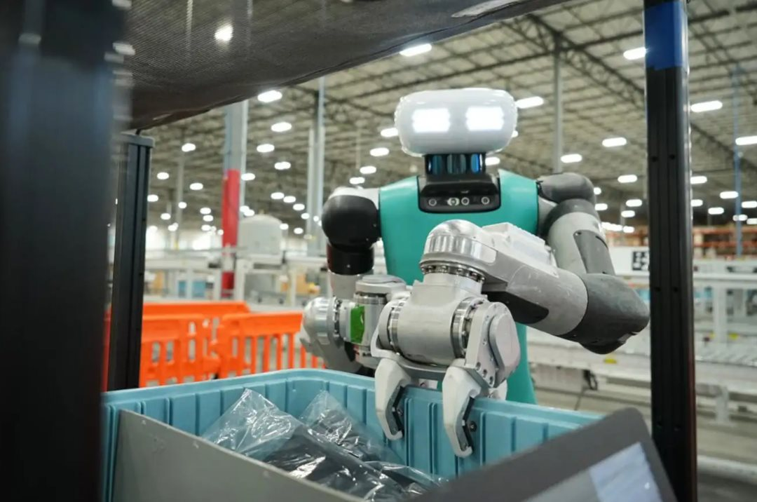 5 triệu robot với chi phí 2 USD/giờ sắp đặt dấu chấm hết cho nhân công giá rẻ trong nhà máy, làm 8 tiếng/ngày, không nghỉ ốm hay đòi tăng lương- Ảnh 2.