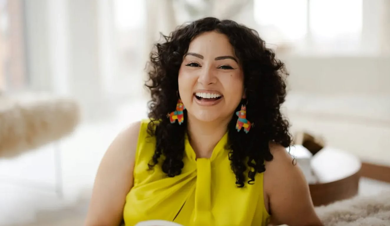 Chuyển ra nước ngoài, cô gái chỉ làm việc 16 giờ/tuần vẫn đủ sống, thoải mái sống cuộc đời 'bán nghỉ hưu'- Ảnh 2.