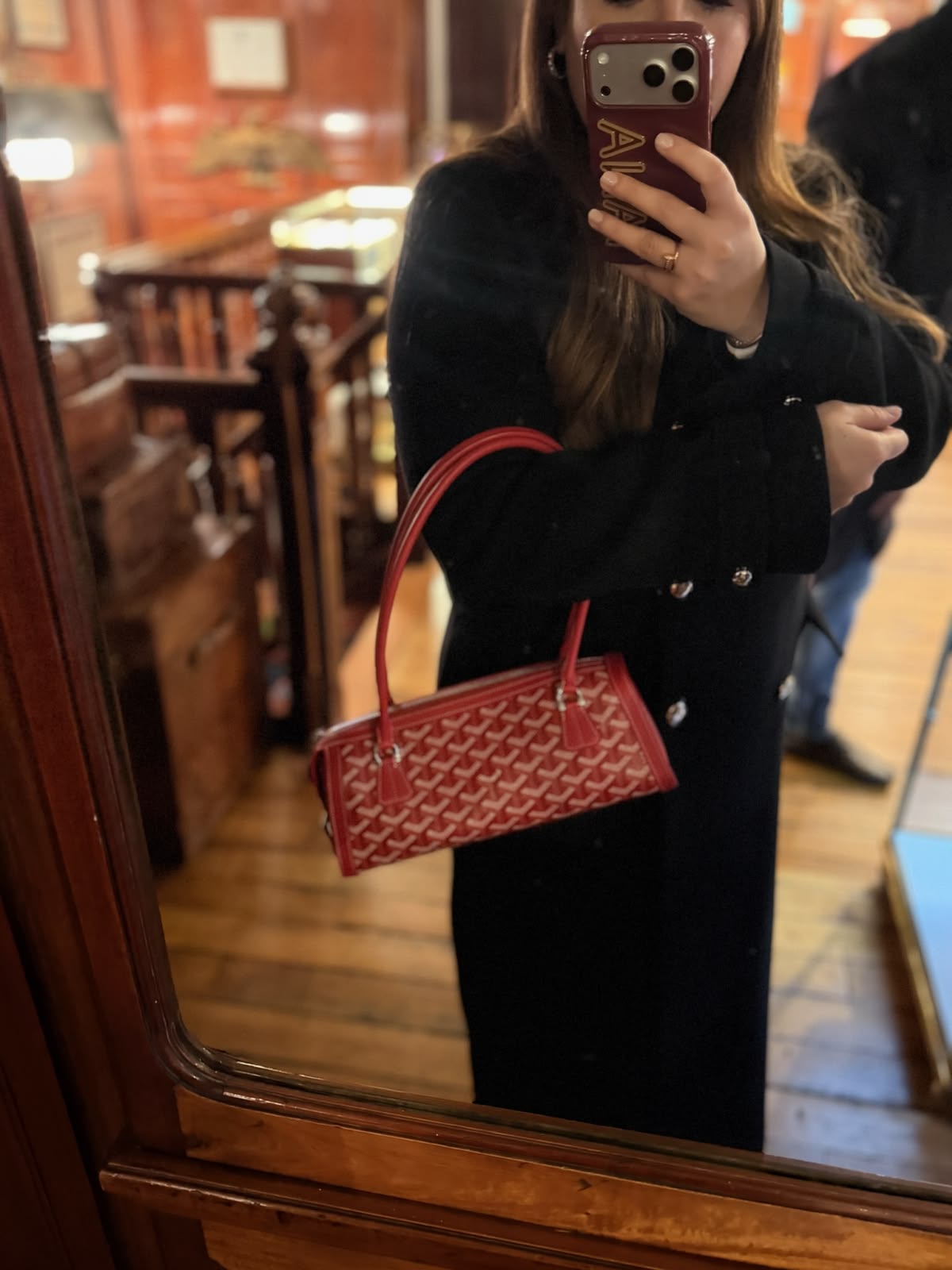 2026, dáng túi này sẽ hiện diện khắp nơi: Jennie đẩy Chanel hot nhất trend, giờ thì brand nào cũng có- Ảnh 11.