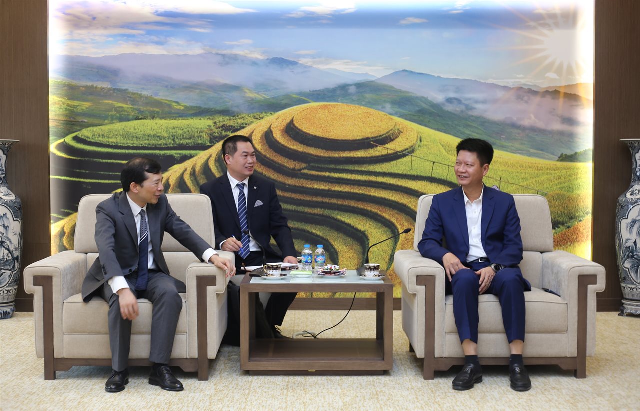 Tập đoàn Trung Quốc cùng Vingroup xây cầu Tứ Liên ‘ngỏ ý’ hợp tác loạt dự án cao tốc, hầm đường bộ... tại Việt Nam - Ảnh 1.