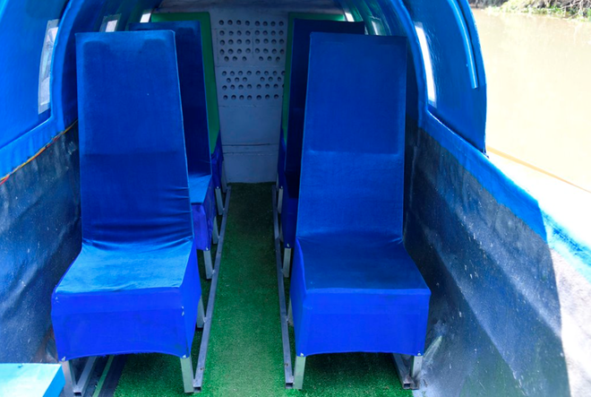 Phát hiện Lê Tuấn Khang thứ 2 tại An Giang, mang hẳn "máy bay Boeing" xuống sông lướt phăng phăng- Ảnh 4.