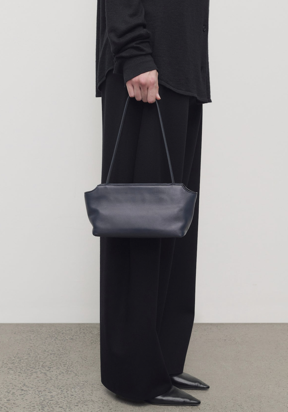 2026, dáng túi này sẽ hiện diện khắp nơi: Jennie đẩy Chanel hot nhất trend, giờ thì brand nào cũng có- Ảnh 24.