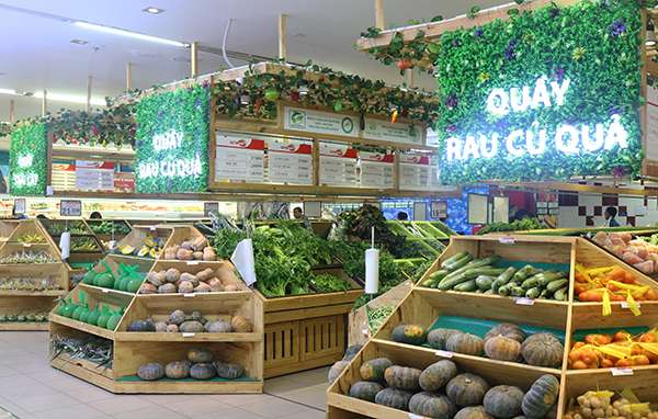 Quầy rau siêu thị nhìn bó nào cũng xanh mướt, tươi mơn mởn: Nhân viên tiết lộ "quy tắc ngầm" - Ảnh 2.