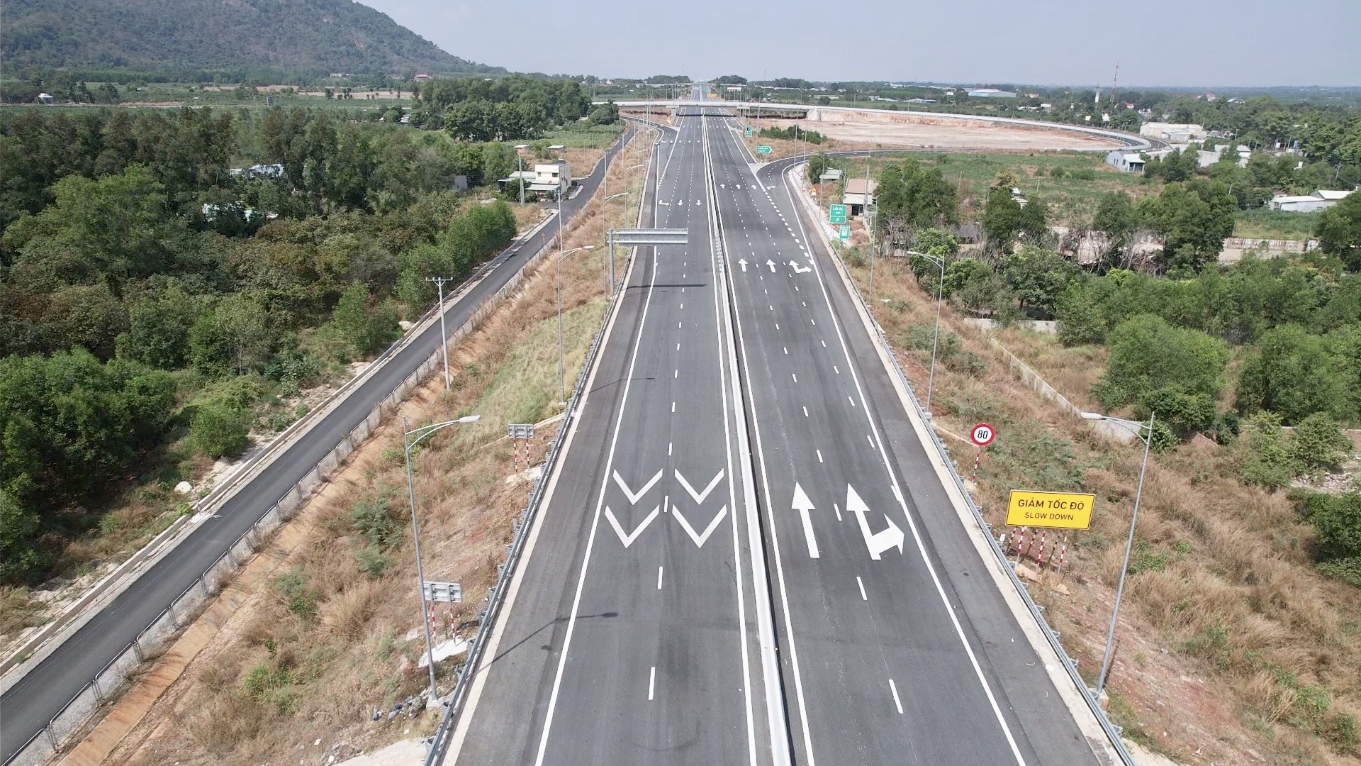 Diện mạo cao tốc Biên Hòa - Vũng Tàu trước ngày thông xe- Ảnh 1.