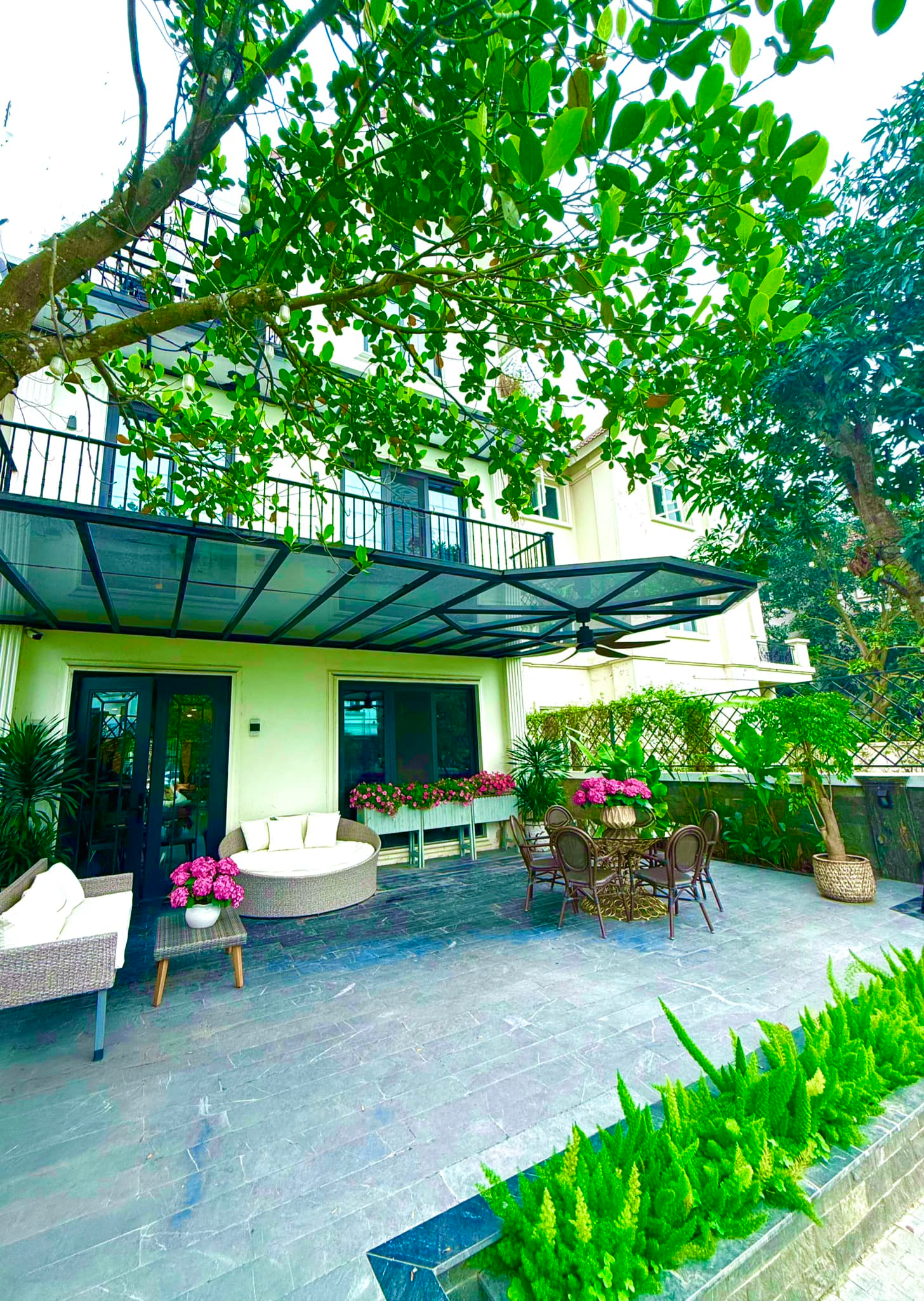 Góc chưa từng hé lộ trong biệt thự 60 tỷ của "nữ diễn viên giàu nhất miền Bắc"- Ảnh 9.