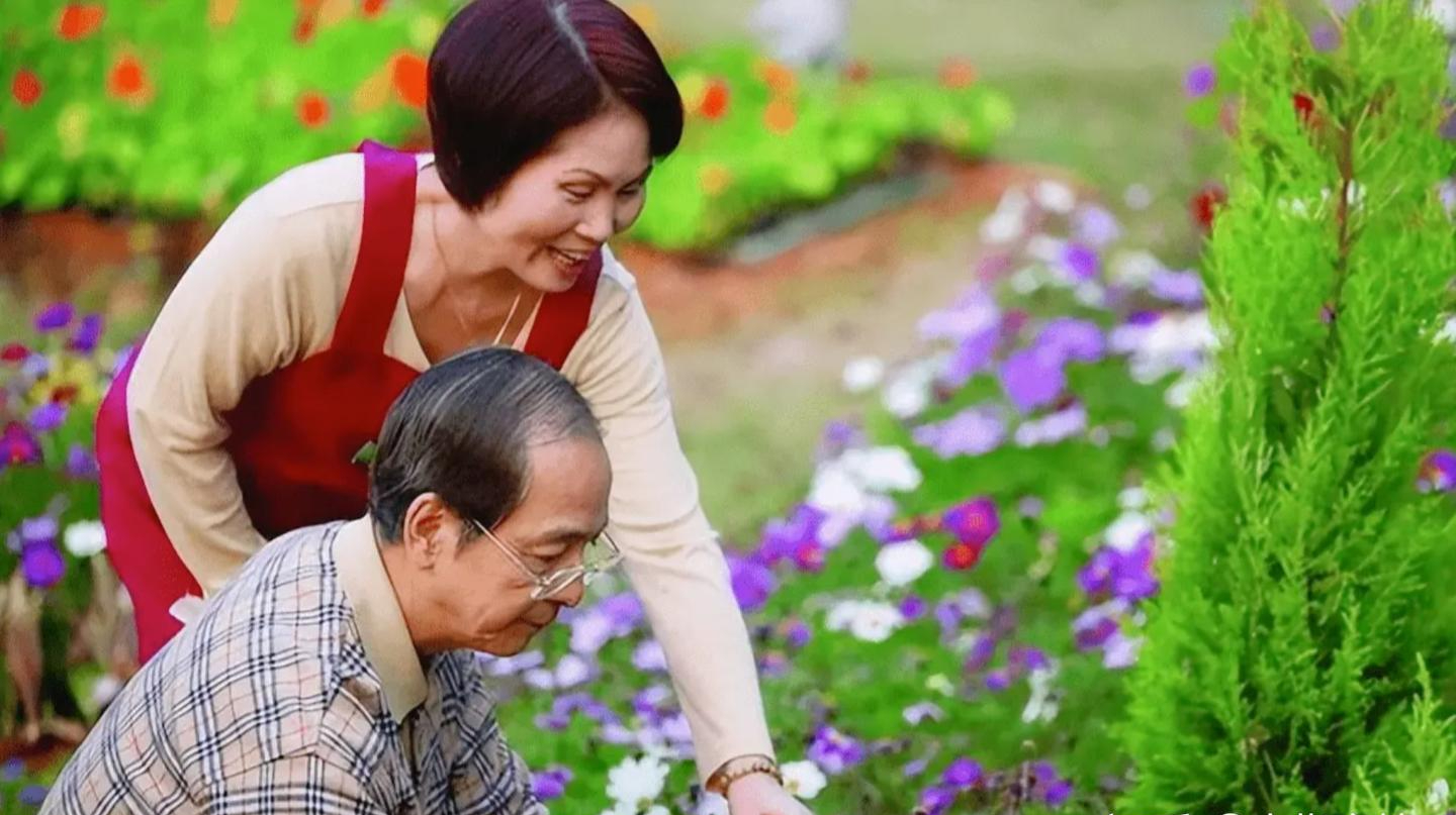 Lương hưu hơn 6 triệu/tháng: Sau một trận ốm, tôi mới hiểu giá trị tài chính thật sự của khoản tiền tưởng nhỏ - Ảnh 2.