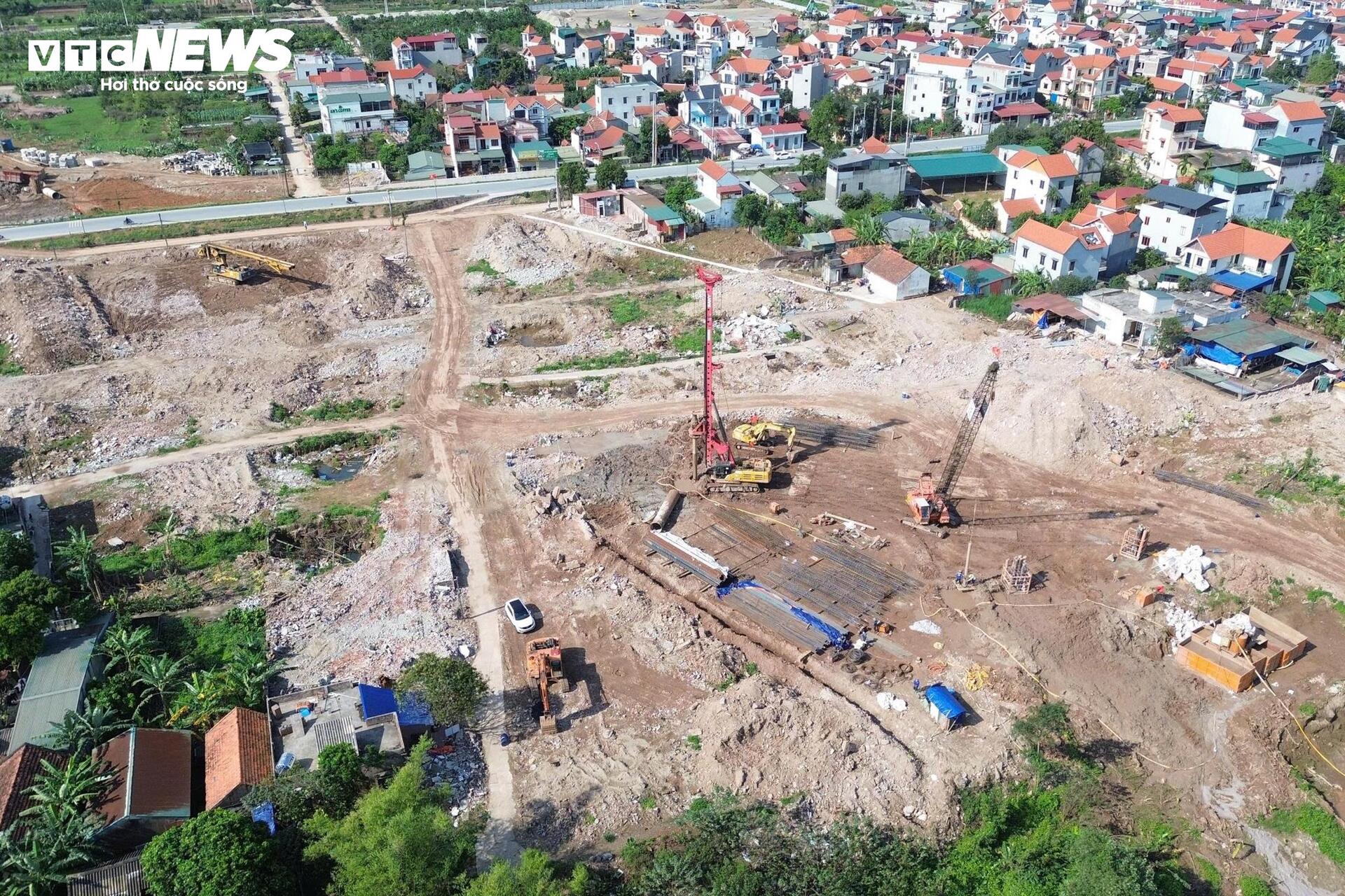 Đại công trường cầu Hồng Hà vượt sông Hồng sau 5 tháng thi công- Ảnh 7.