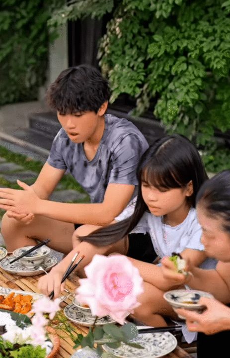 Phú bà Hà Thành tiếp tục gây sốt với cách dạy con cực khéo từ bữa cơm nhà, các mẹ thi nhau vào học hỏi- Ảnh 6.