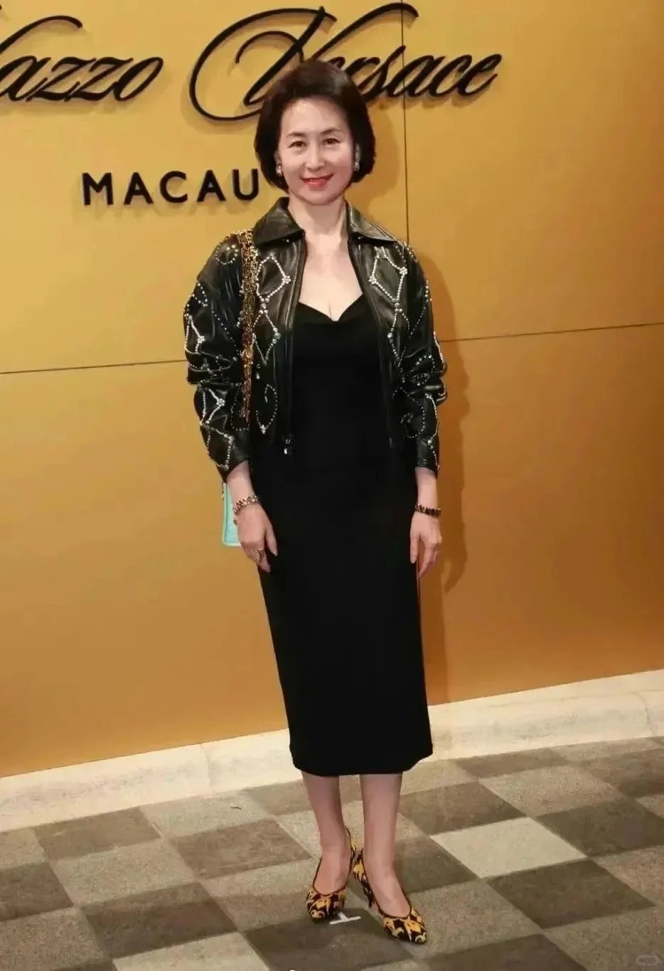 Cầm quyền, cầm tiền lại có nhan sắc: Sự thật về khí chất được ngưỡng mộ của "bà trùm" gia tộc họ Hà ở tuổi 62!- Ảnh 13.