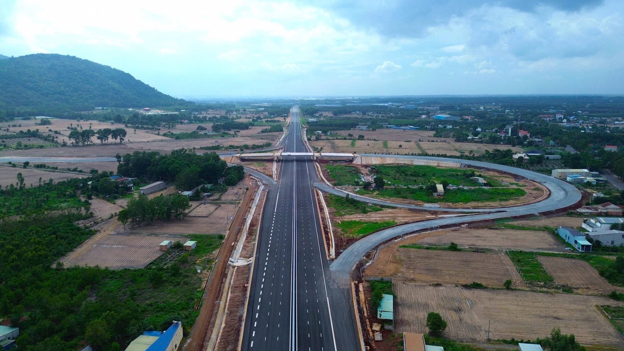 Diện mạo cao tốc Biên Hòa - Vũng Tàu trước ngày thông xe- Ảnh 8.