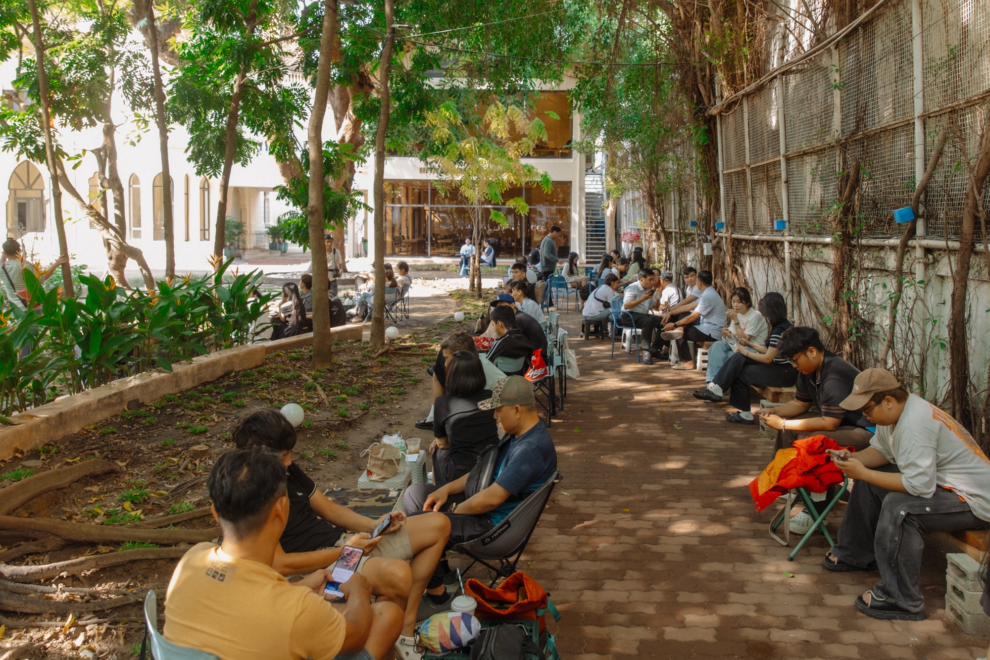 Trụ sở mới của Nhà Văn hóa Thanh niên: "Tòa lâu đài cổ tích" 5.000m2 xanh mướt, từng là trường học của giới thượng lưu- Ảnh 10.