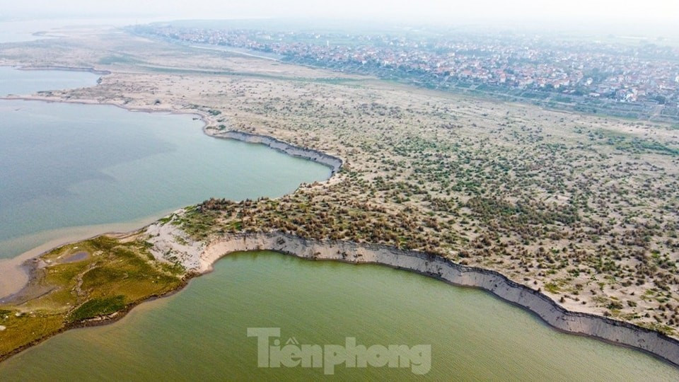 Hà Nội mở quyền khai thác 16 mỏ cát không qua đấu giá phục vụ công trình trọng điểm- Ảnh 1.