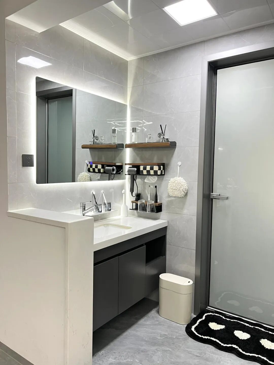 Sang nhà hàng xóm một lần, tôi mới hiểu: Nhà mình lạc hậu thật rồi - thiếu cả 6 thiết kế đang được chuộng nhất - Ảnh 4.