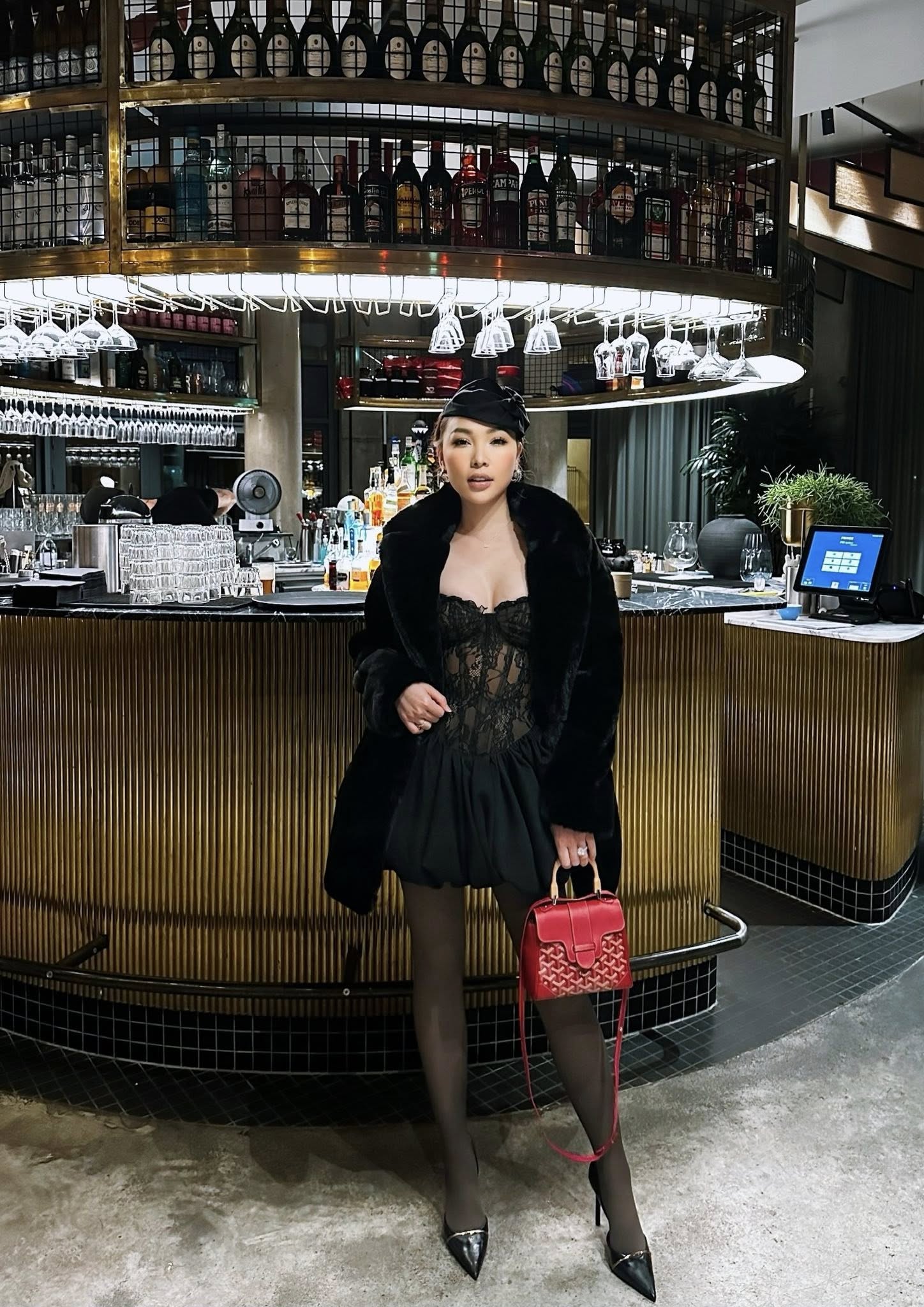 Hội bạn thân "muốn gia nhập phải có 1 tỷ" của Ngọc Trinh giờ ra sao?- Ảnh 10.