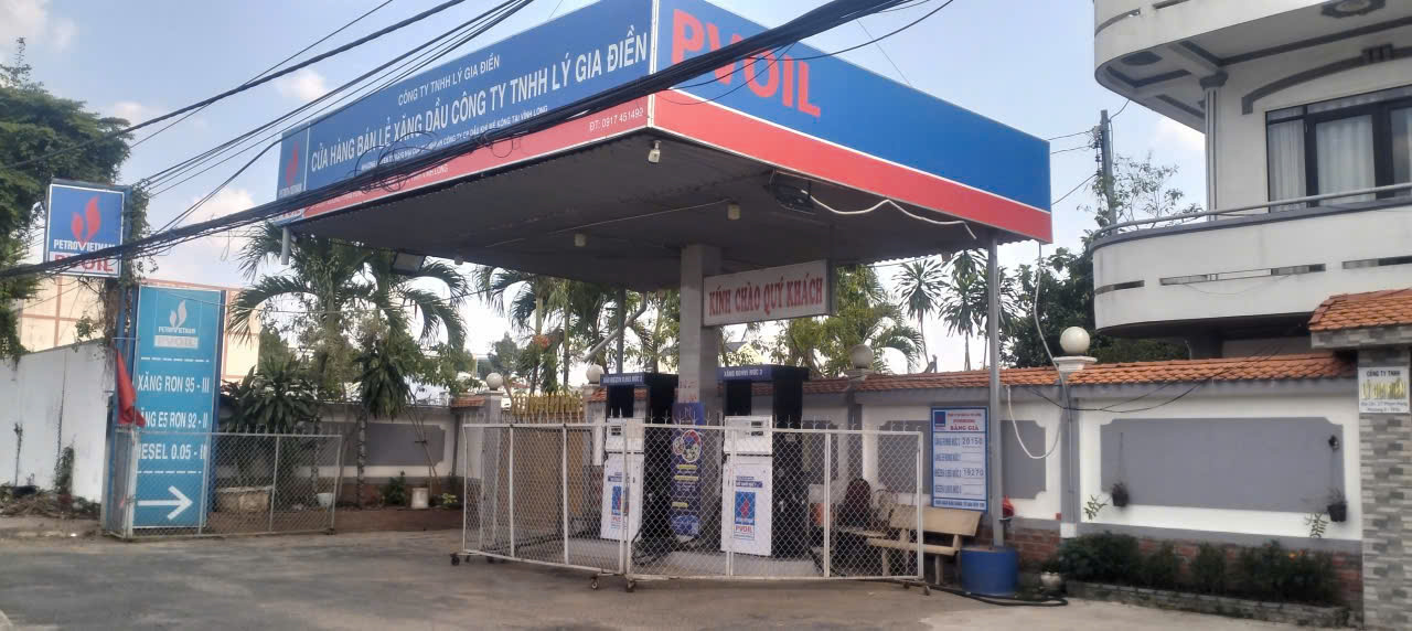 Công ty ở Vĩnh Long bị phạt 15 triệu đồng vì ngừng bán xăng dầu trái quy định - Ảnh 1.