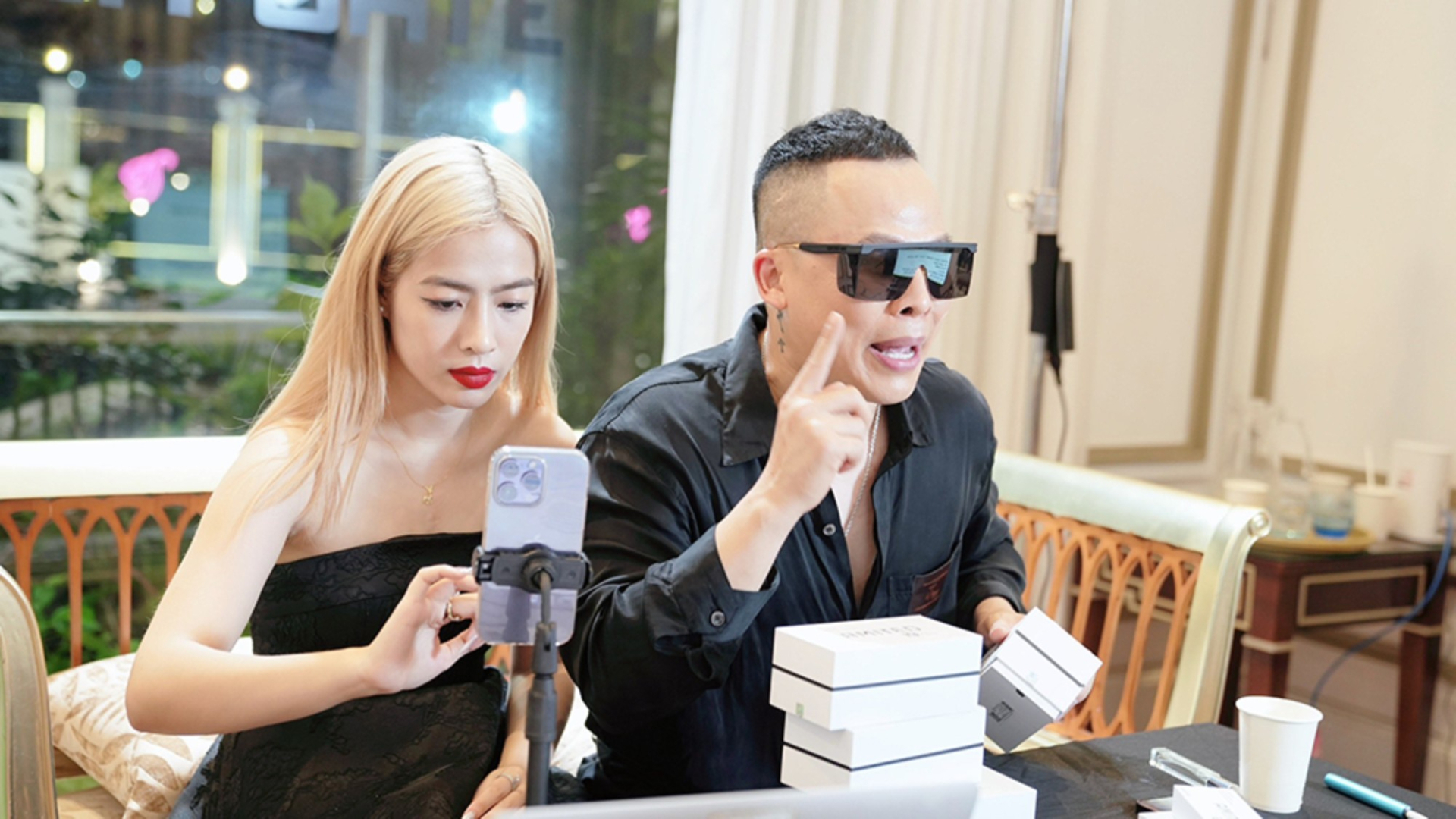 Hội bạn thân "muốn gia nhập phải có 1 tỷ" của Ngọc Trinh giờ ra sao?- Ảnh 8.