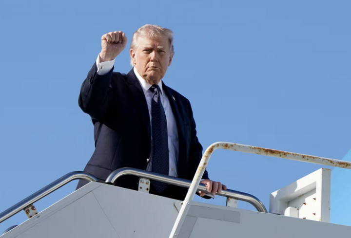 Ông Trump thương tiếc lính Mỹ tử trận, chiến dịch tấn công Iran có thể dài 4 tuần- Ảnh 1.