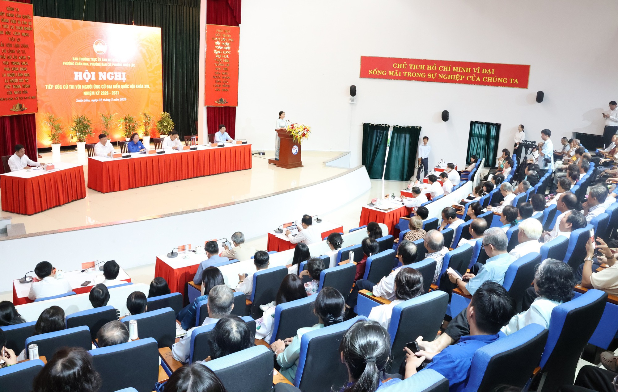 Gặp Bí thư Thành ủy TPHCM, cử tri khen vụ công viên Lý Thái Tổ, đất "vàng" bỏ trống thành công viên - Ảnh 2.