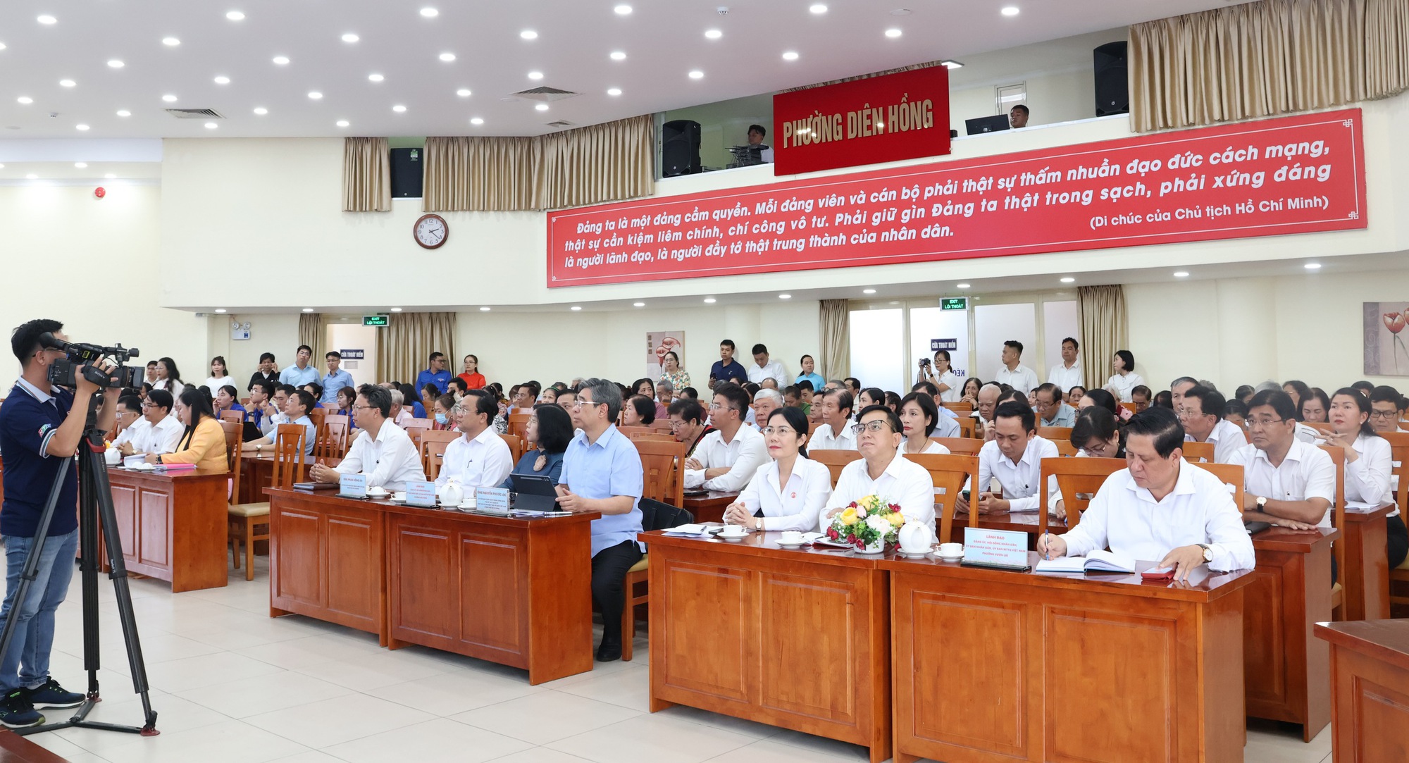 Bí thư Thành ủy TPHCM hứa với cử tri: Metro số 2 sẽ nhanh hơn Metro số 1 - Ảnh 6.