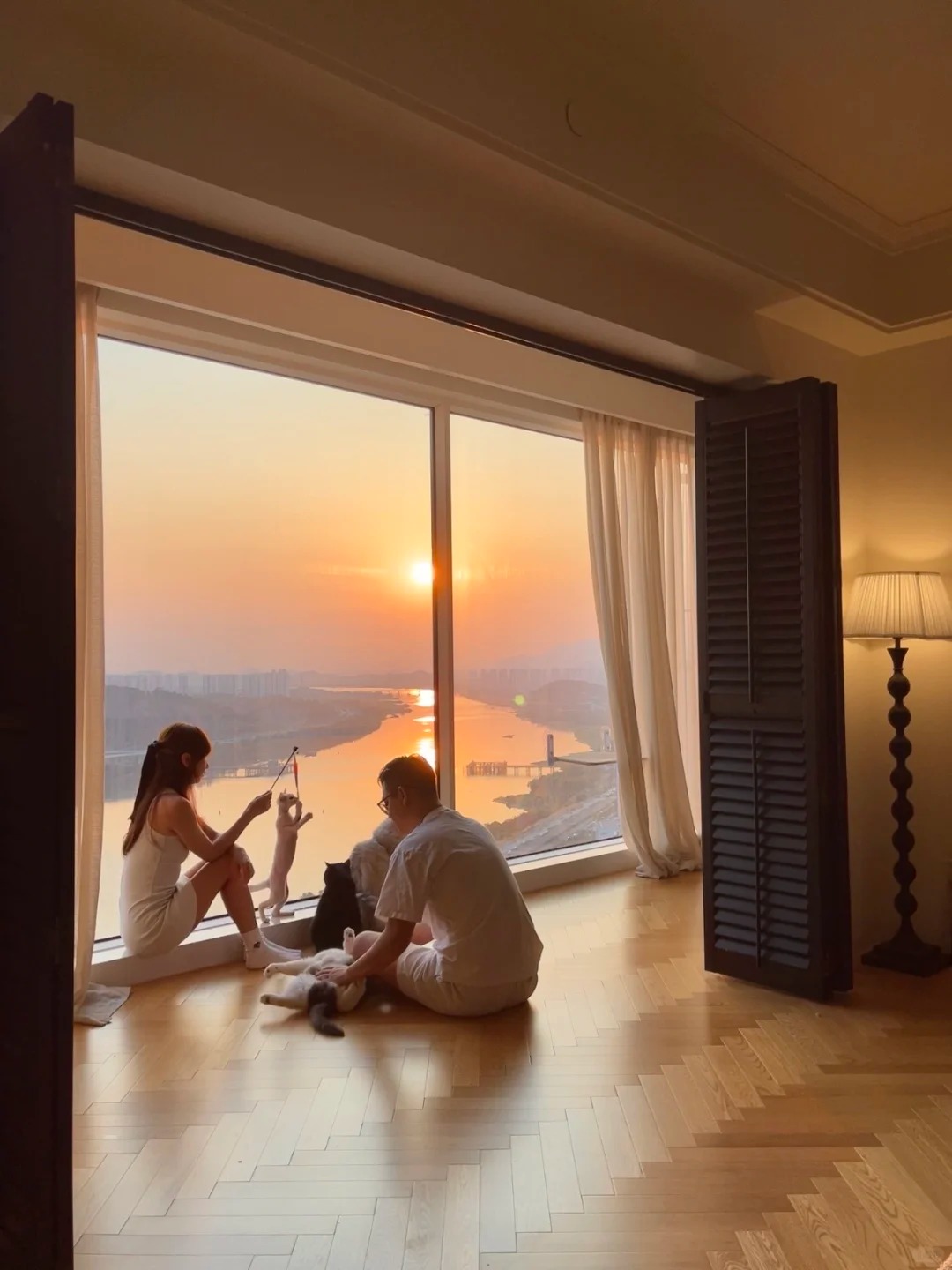 "Sao giờ các em Gen Z tính toán quá nhỉ?": Bài đăng của người sinh năm 198x đang dậy sóng!- Ảnh 2.